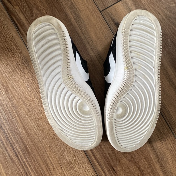 Nike black and white platform, size 9 - Picture 4 of 7